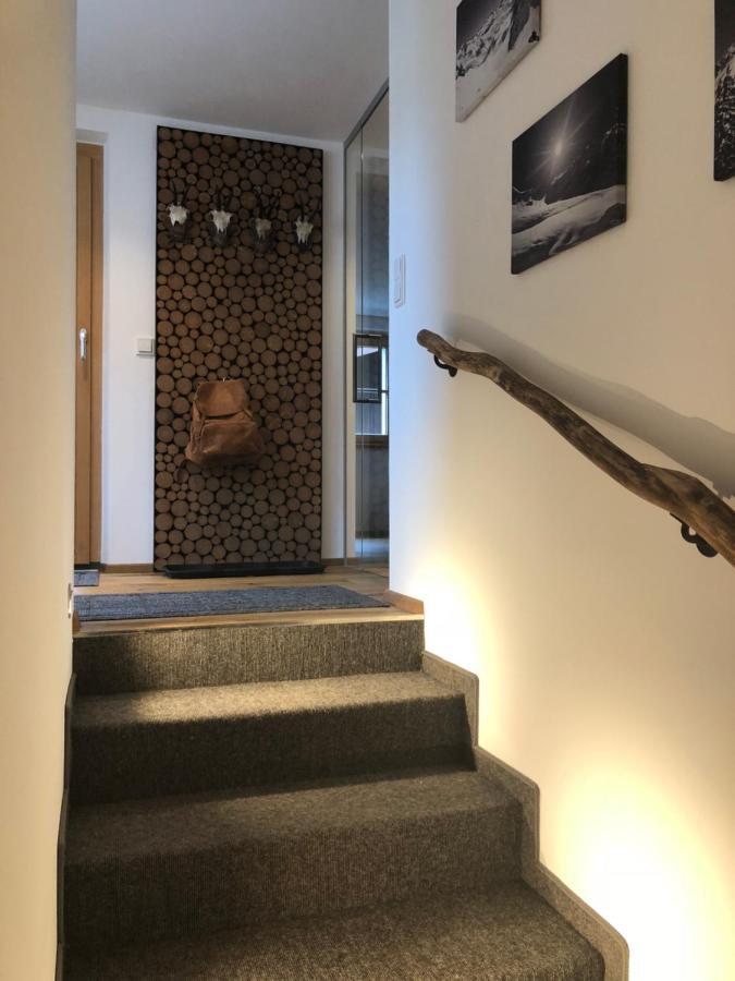 Alpin Chalet Kern 클뢰슈텔르 암 알베르그 외부 사진